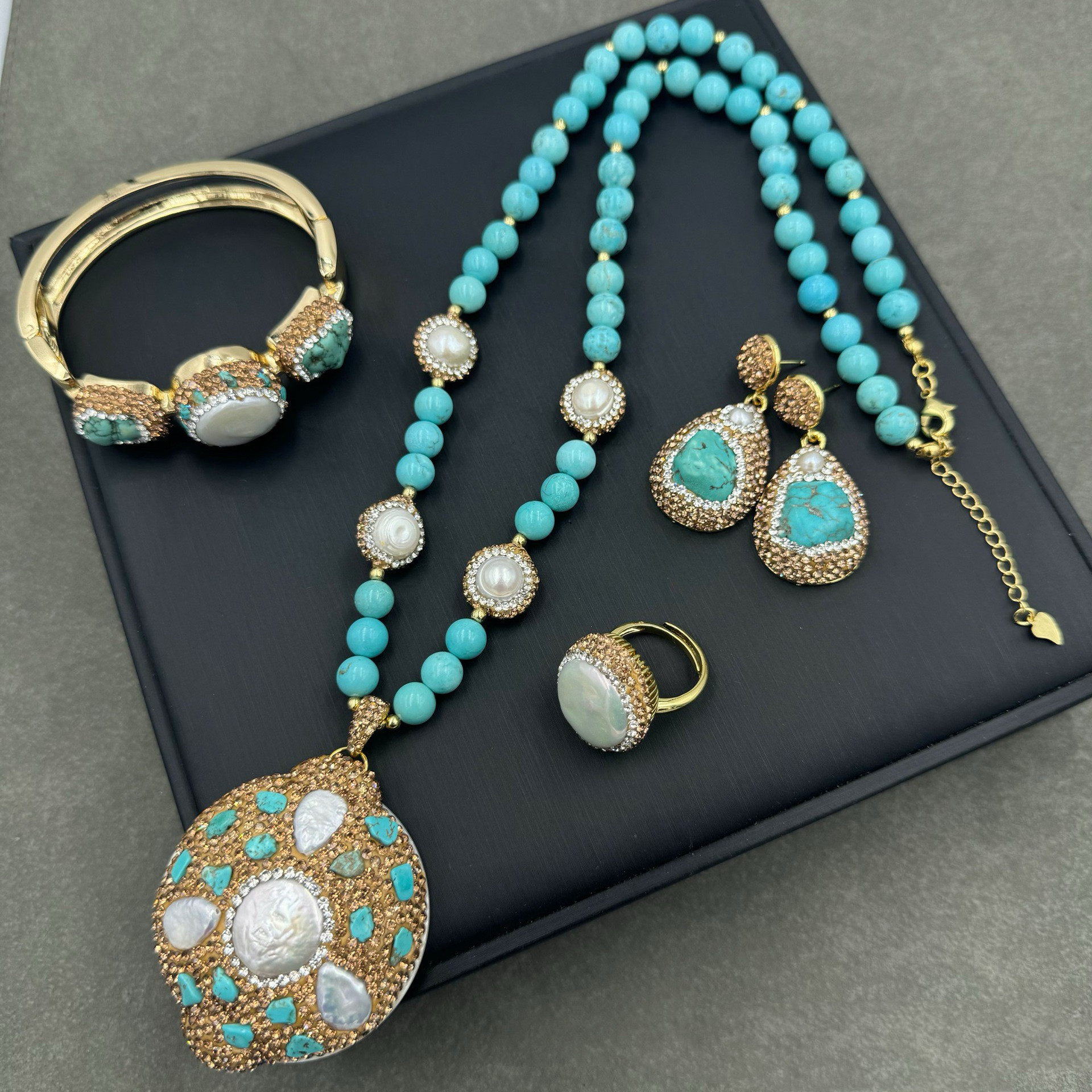 新款中古松石项链天然珍珠镶嵌套装民族风小众手工捷克钻四件套