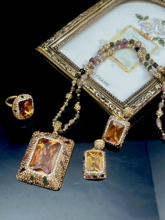 土耳其苏丹石变色镶嵌三件套小众个性轻奢光感石首饰耳饰戒指项链