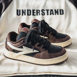 男鞋子潮鞋ins爆款厚底面包鞋男生韩版百搭大码板鞋超纤皮运动鞋