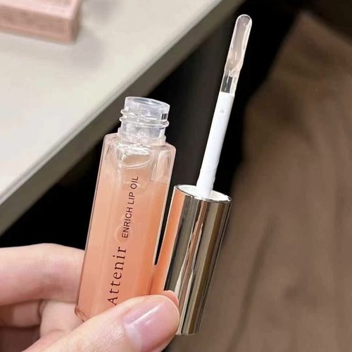 乐妆 日本艾天然唇部精华润唇膏滋润丰盈修护淡唇纹口红打底唇蜜