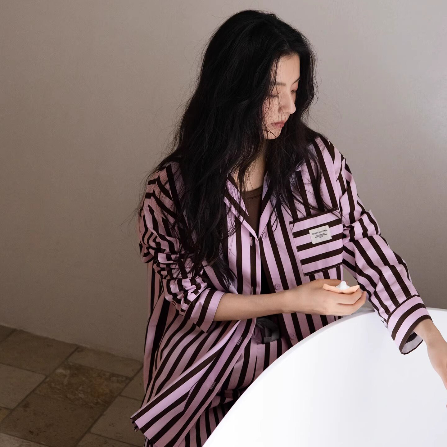 贝妍睡衣女春秋新款柔软莫代尔棉家居服简约条纹开衫长袖长裤套装