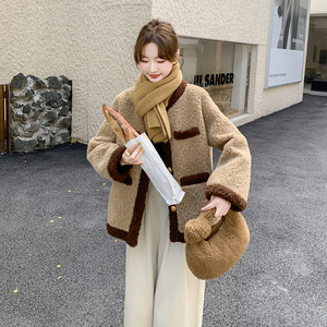 撞色羊羔毛外套女小个子秋冬2025新款高级感保暖韩版宽松加厚上衣图片