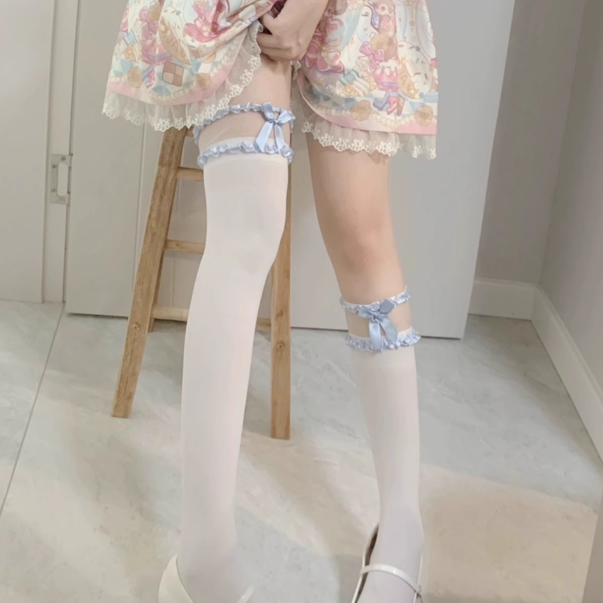 纯欲甜美蕾丝花边蝴蝶结jk小腿袜网纱拼接过膝大腿白丝袜女lolita