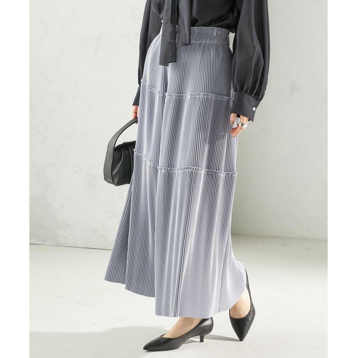 多层次光感百褶宽幅弹力腰半身裙