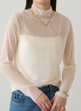 ZOEYJA佐佐家 LD巧妙展现肌肤之美 精致荷叶领别致层次薄纱打底衫