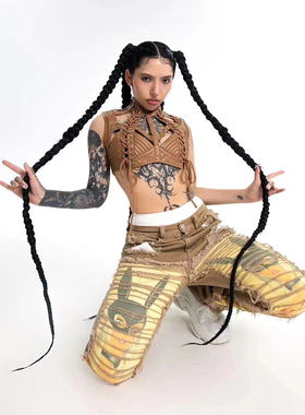 AONE4SURE x ILOVEUIHATEU 动漫二次元原创破坏重工卡其色牛仔裤