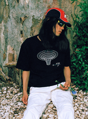 现货正品PLEASURES旋涡数学公式刺绣重磅圆领黑色短袖T恤DARKNESS