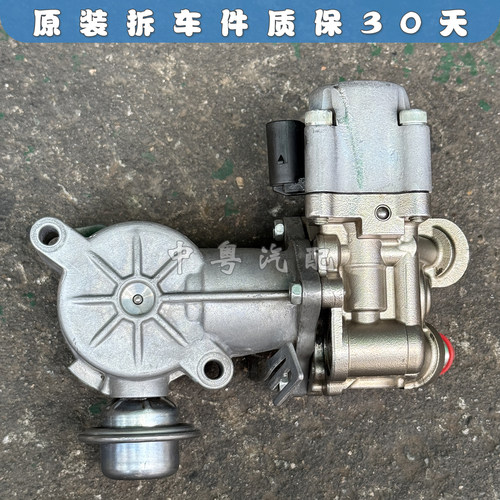 奔驰C级E级CLKM271高压油泵