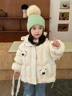 凡妈童装2026冬季新款女童小童韩版可爱小熊后背蝴蝶结连帽羽绒服