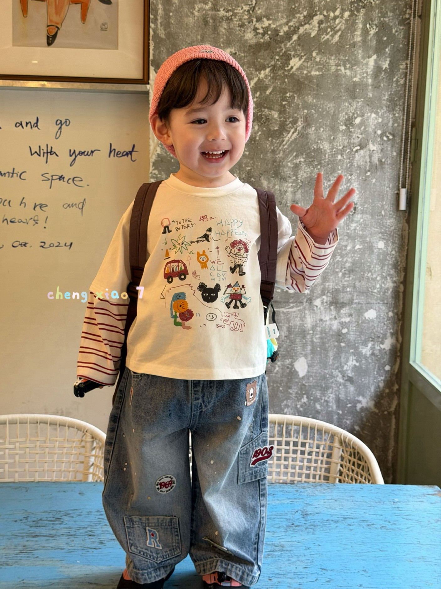 凡妈童装2026春新款男童小童韩版涂鸦条纹袖假两件T恤贴标牛仔裤