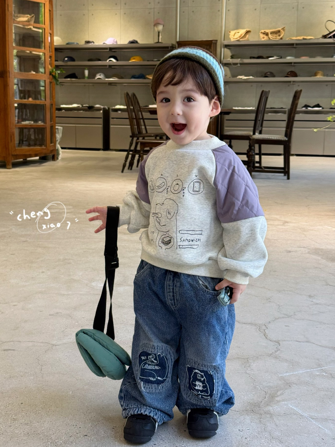 男童韩版简笔画拼色卫衣牛仔裤