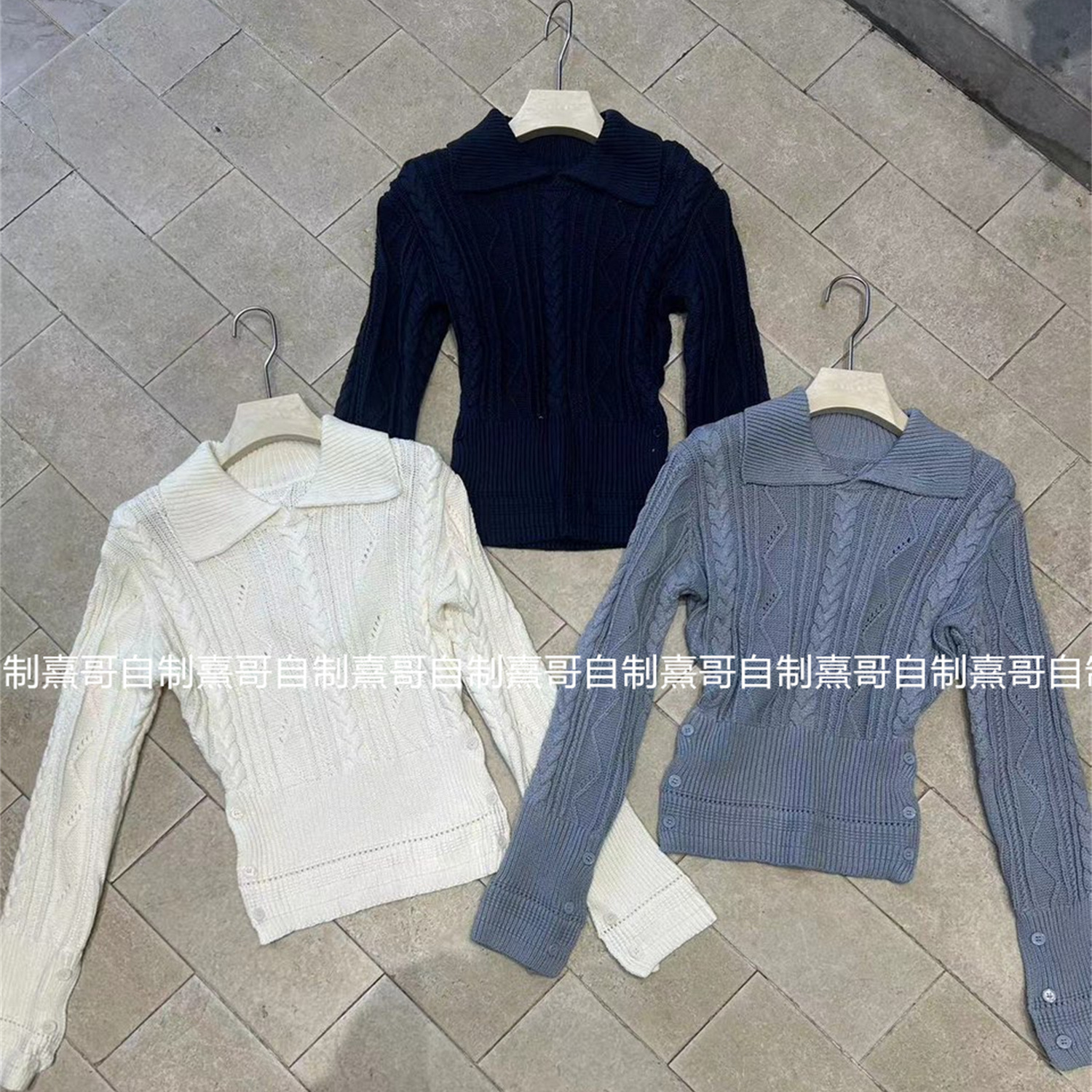 2025冬季新款韩版翻领绞花针织衫女慵懒风下摆收腰显瘦毛衣上衣潮