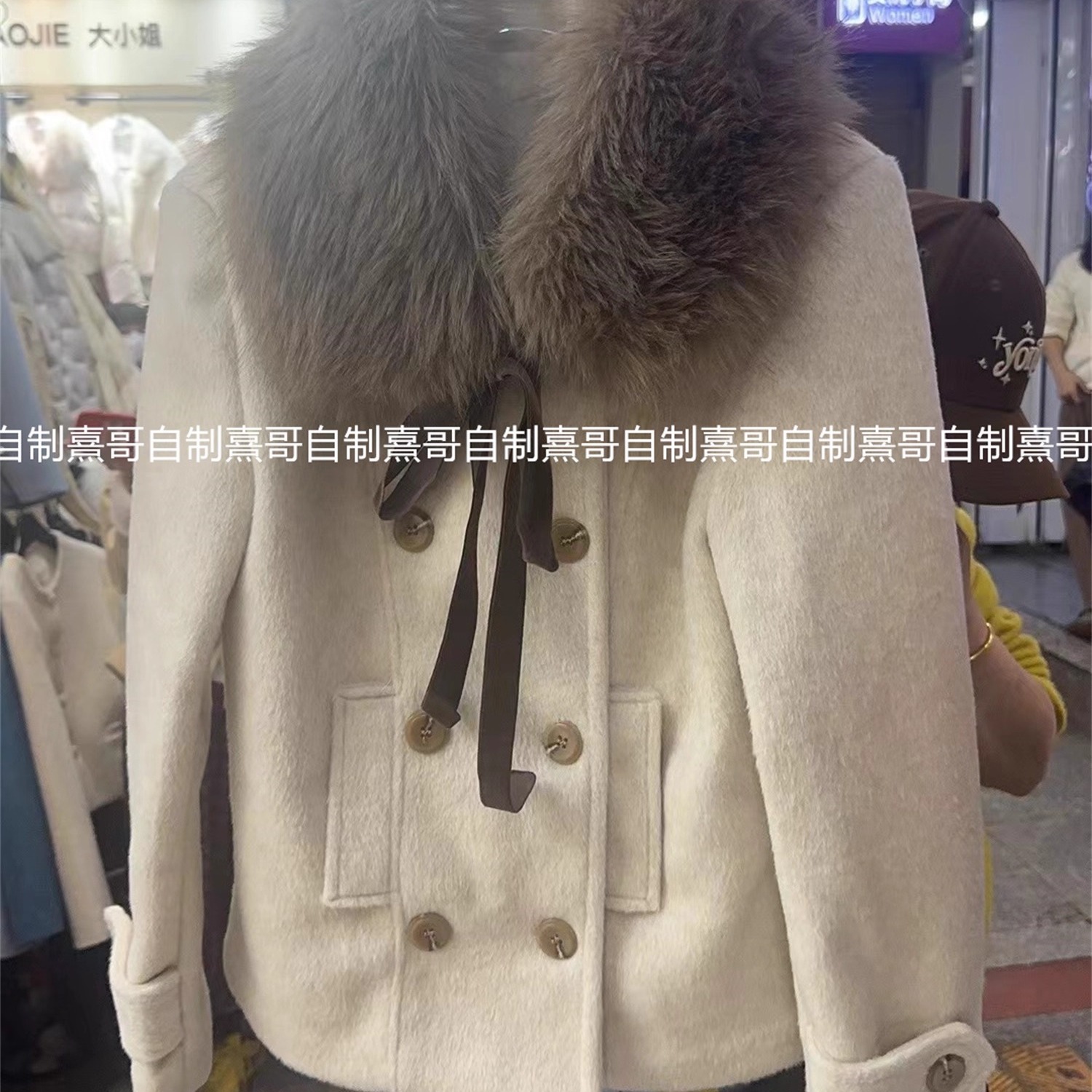 古早日系毛呢外套女可拆卸毛领设计感2025秋冬新款双排扣显瘦大衣