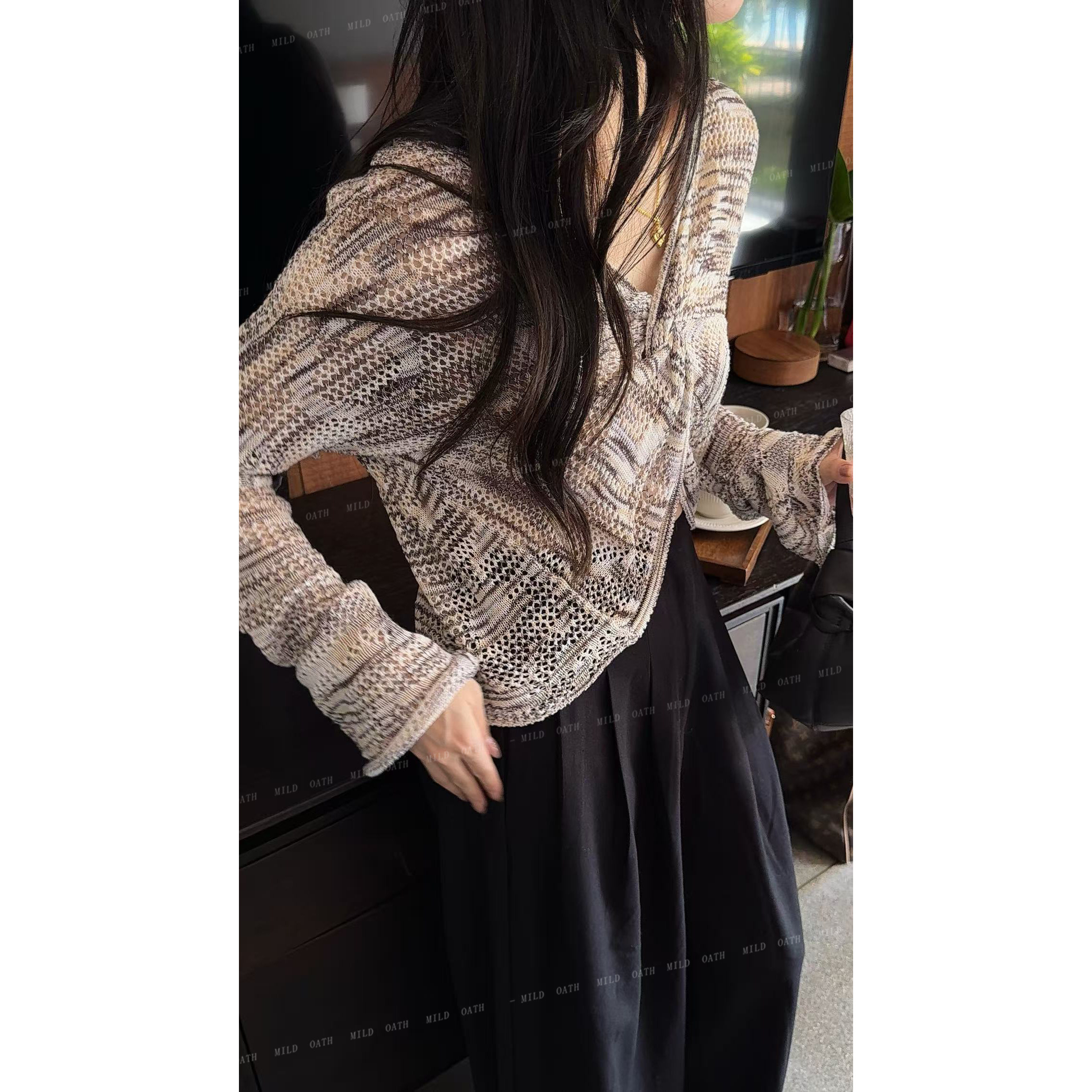 【尼斯周末】羊毛清冷感慵懒风混色扭结V领长袖针织衫,女装/女士精品,毛针织衫,淘宝优惠券,粉丝福利购,淘宝优惠卷