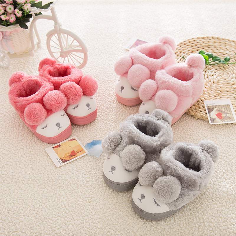 Pantoufles enfants en suède pour hiver - semelle caoutchouc - Ref 987078 Image 1