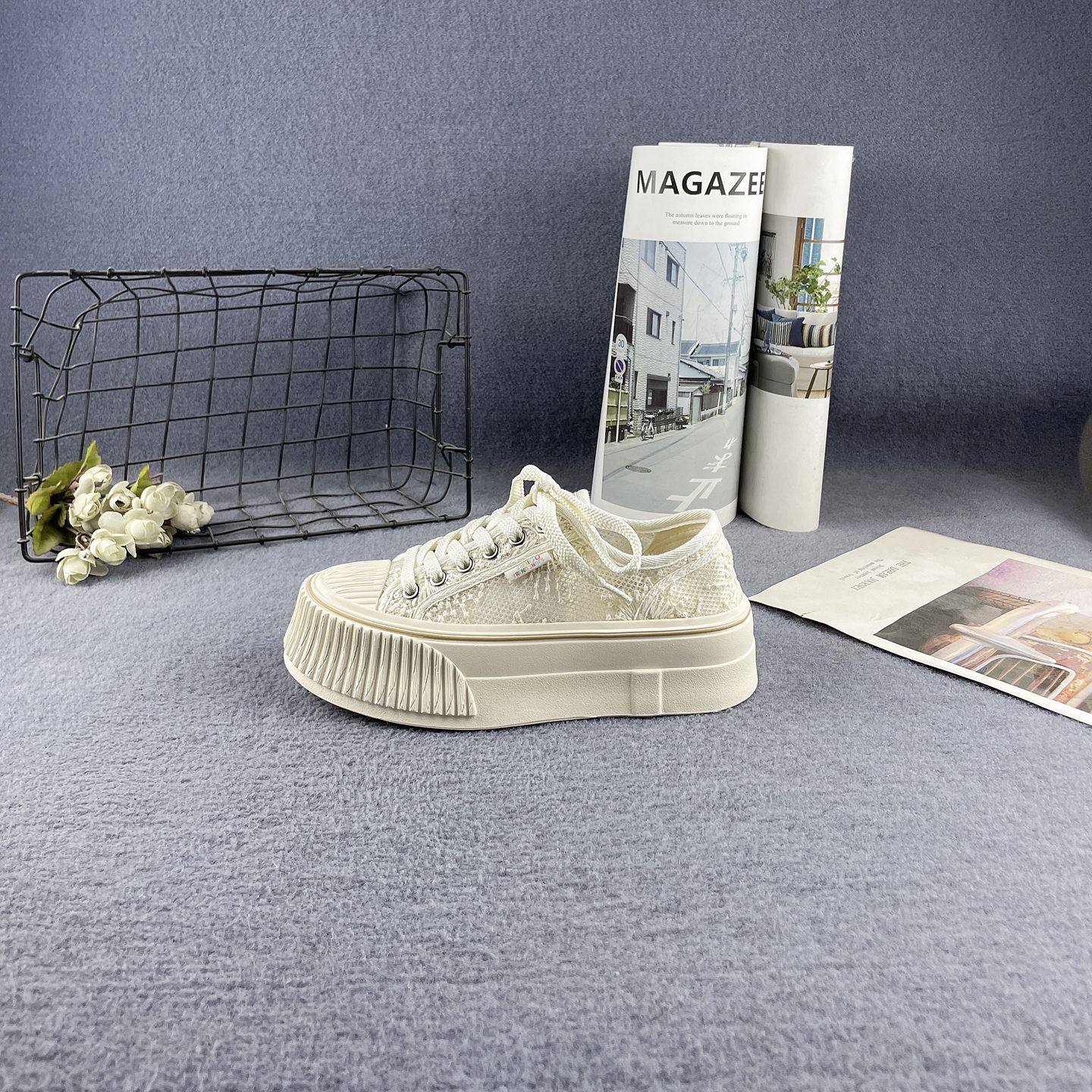 专柜断码春夏新款蕾丝网透气增高厚底饼干鞋时尚休闲系带板鞋女鞋
