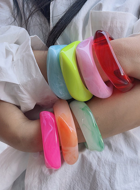 夏季时尚亚克力炫彩方形树脂手镯