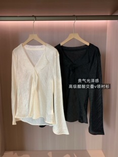 女士春季微V领交叠门襟醋酸喇叭袖衬衫 高级又显瘦38053