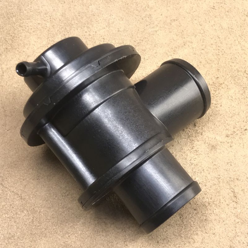 哈弗H6腾翼C50V80进气旁通阀