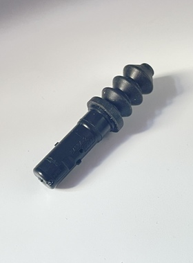 适用于宝马5系F10 F18 520 523 525 528油箱盖板弹起开关弹簧顶胶