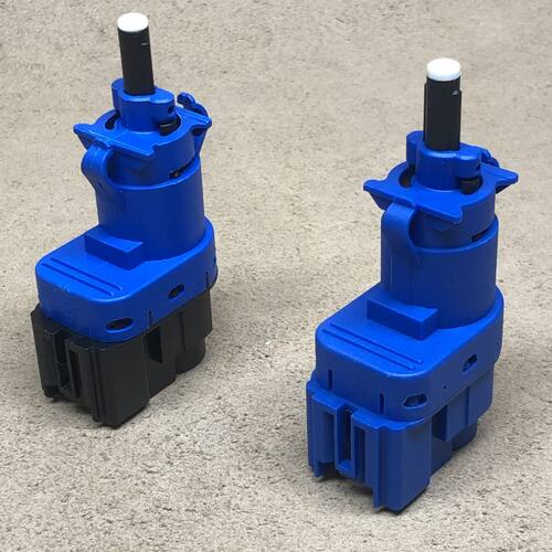 原厂哈弗H2离合器开关刹车传感器