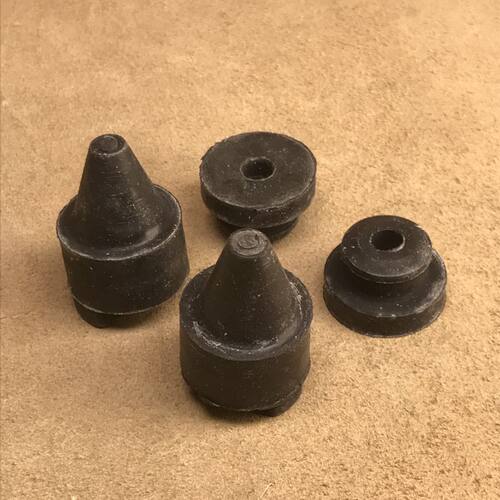 哈弗H6冷凝器上下胶垫缓冲垫子