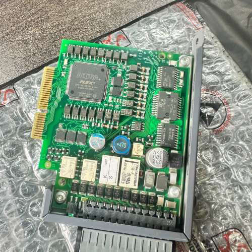 8AC130.60-1  B&R 贝加莱办卡模块!原装拆机!议价。