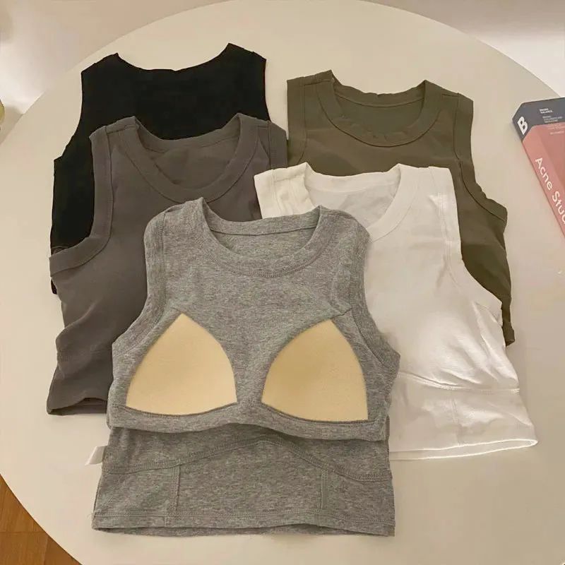 No-wire tank top with chest pad 修身无钢圈带胸垫无袖吊带背心