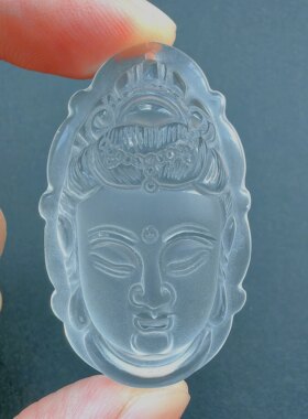 天然白水晶观音菩萨头像佛头吊坠挂件雕刻件护身符全净体一物一图