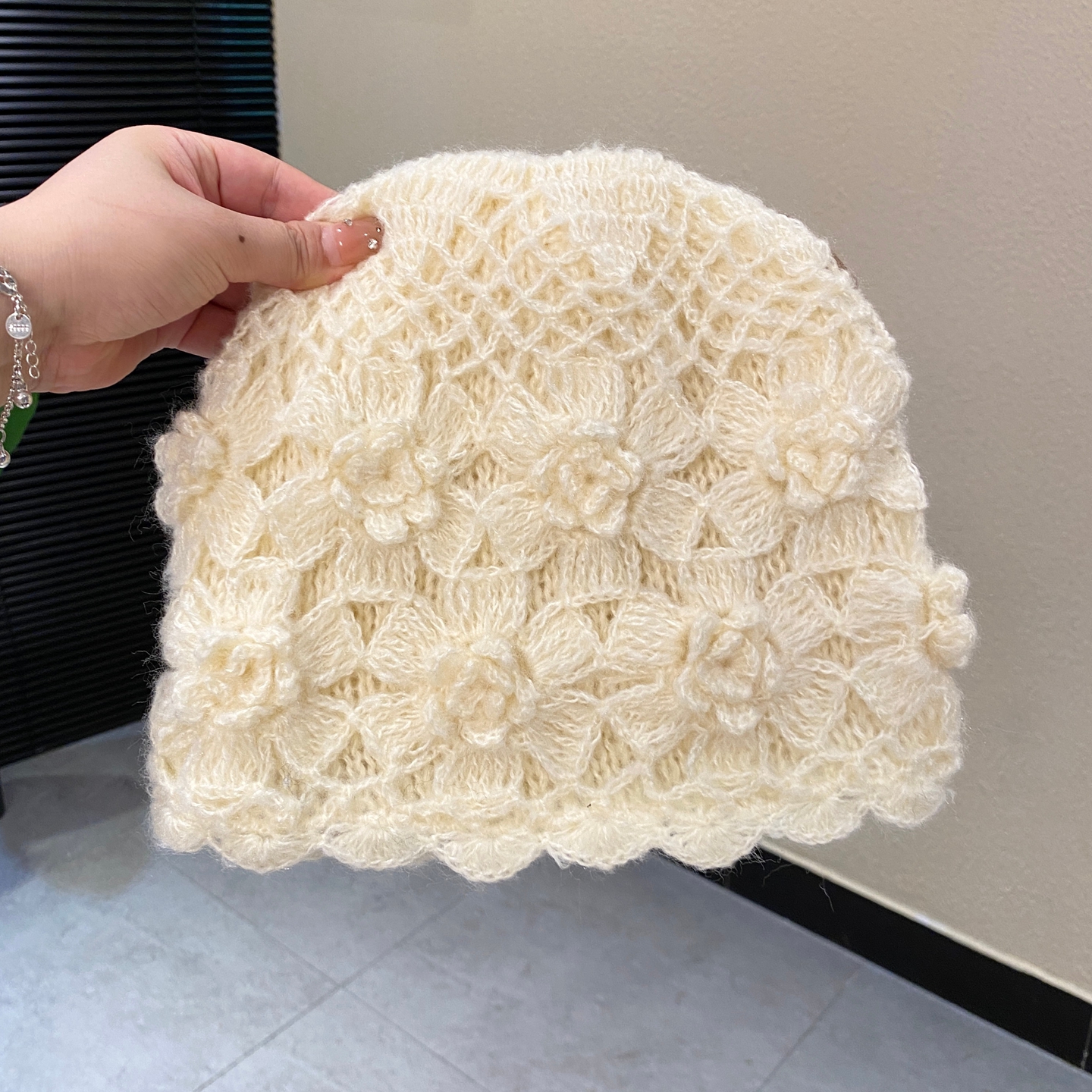 日系甜美手工钩花针织镂空帽秋冬