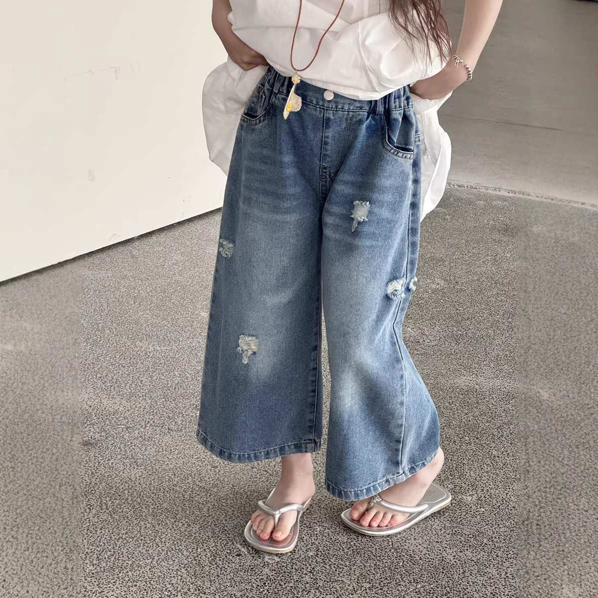 女童夏季破洞宽松牛仔九分裤图片