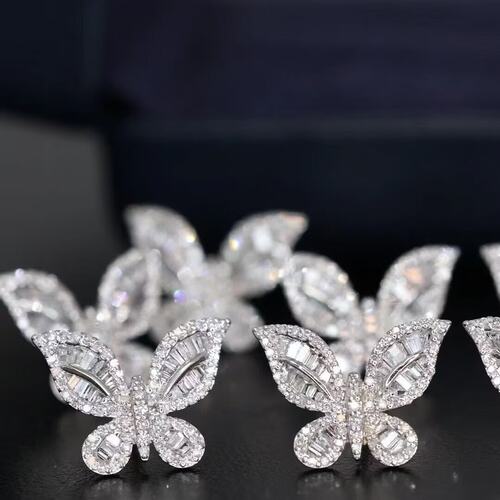 18K白金女镶嵌0.6克拉天然南非高品质钻石蝴蝶耳钉真金真钻送证书