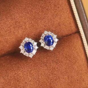 18K金女款 1.01克拉天然皇家蓝蓝宝石耳钉 镶嵌南非高品质钻石0.87
