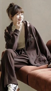 胸围136 正品 剪吊牌 衣长71 柚丁连帽加绒卫衣外套