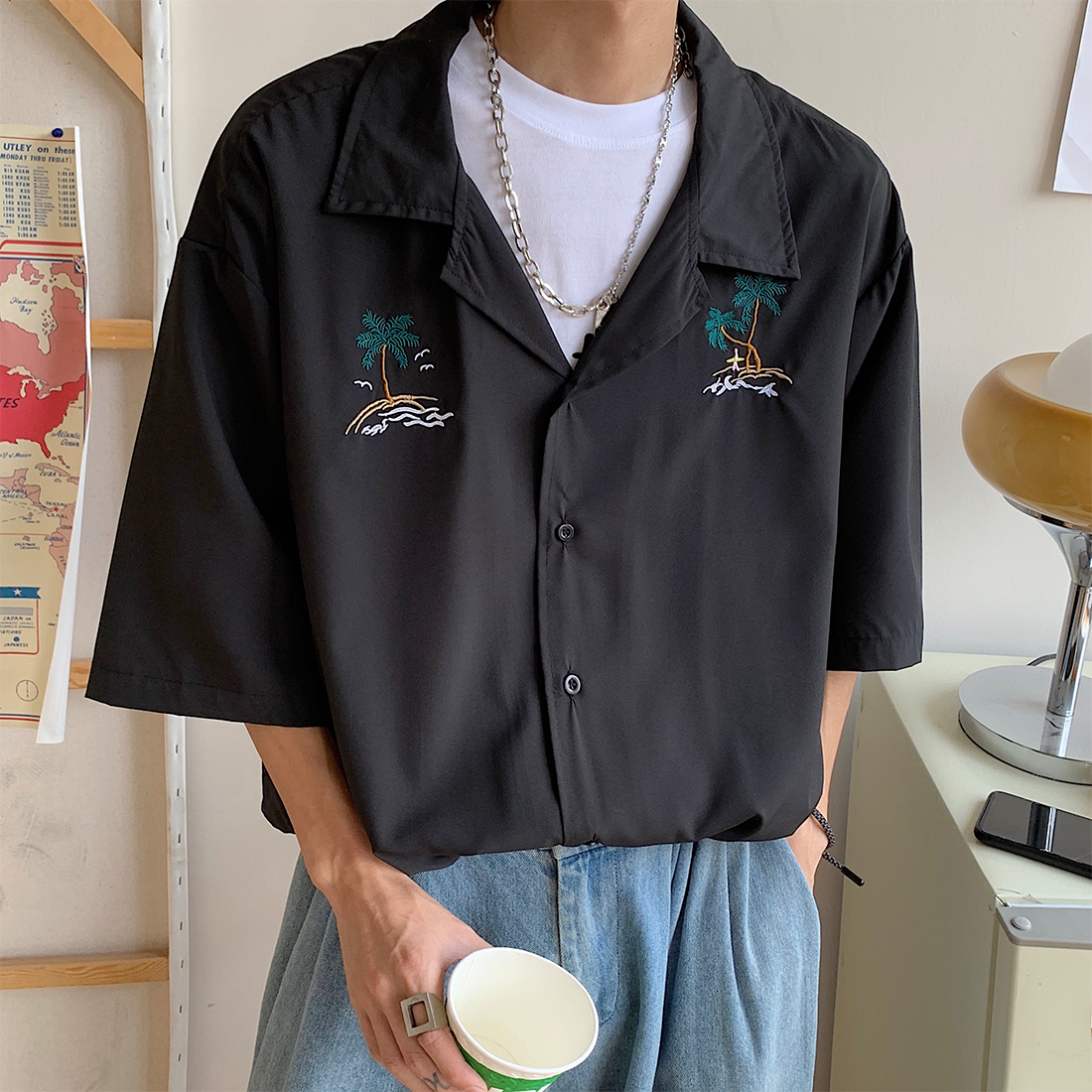 C22-P35大货已入仓宽松休闲刺绣短袖衬衫半袖衫夏天开衫外套,男装T恤,电商B327