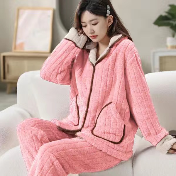 睡衣女珊瑚绒秋冬季加绒加厚可爱