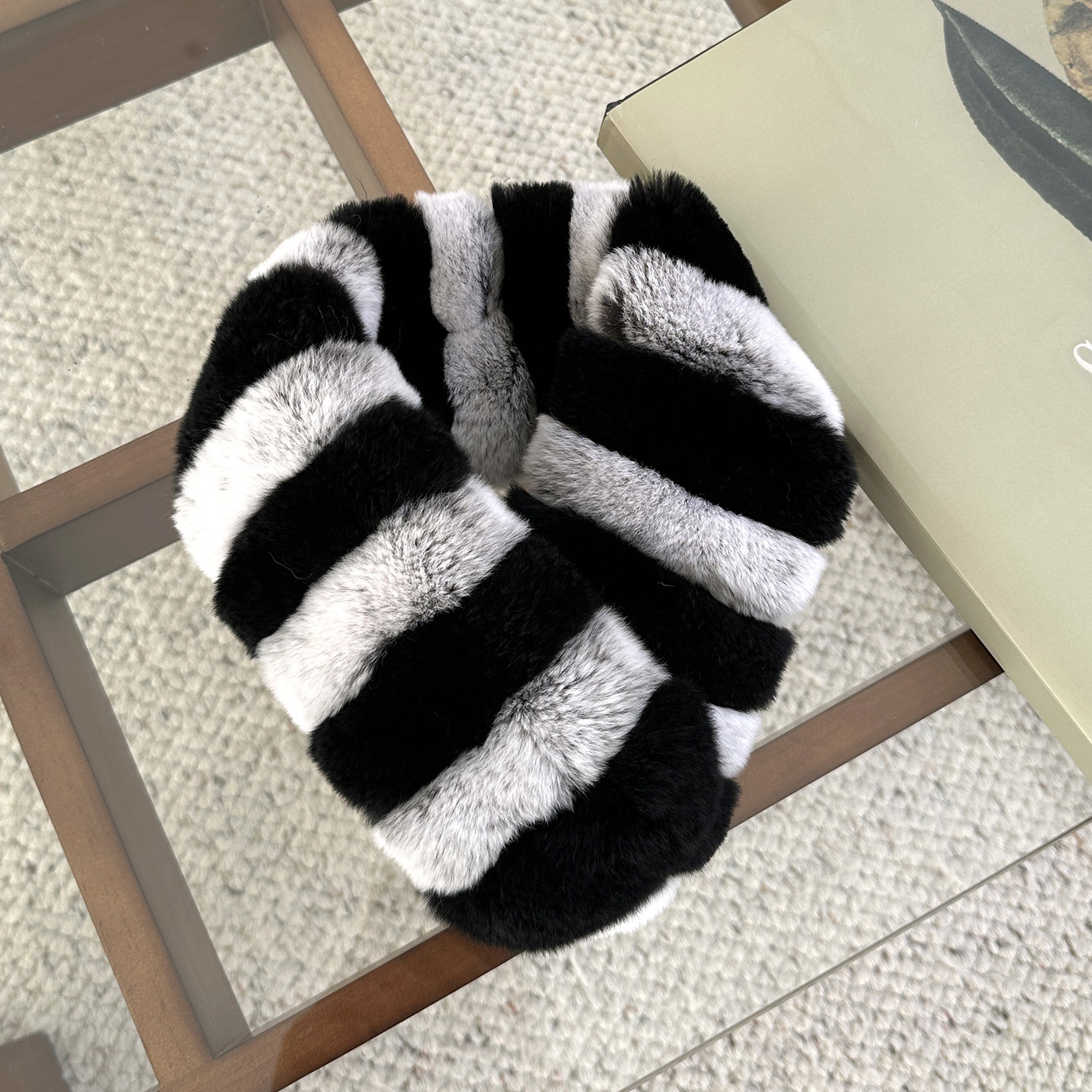 獭兔毛双面围脖女秋冬优雅磁扣韩版百搭真兔毛拼色皮草毛毛围巾