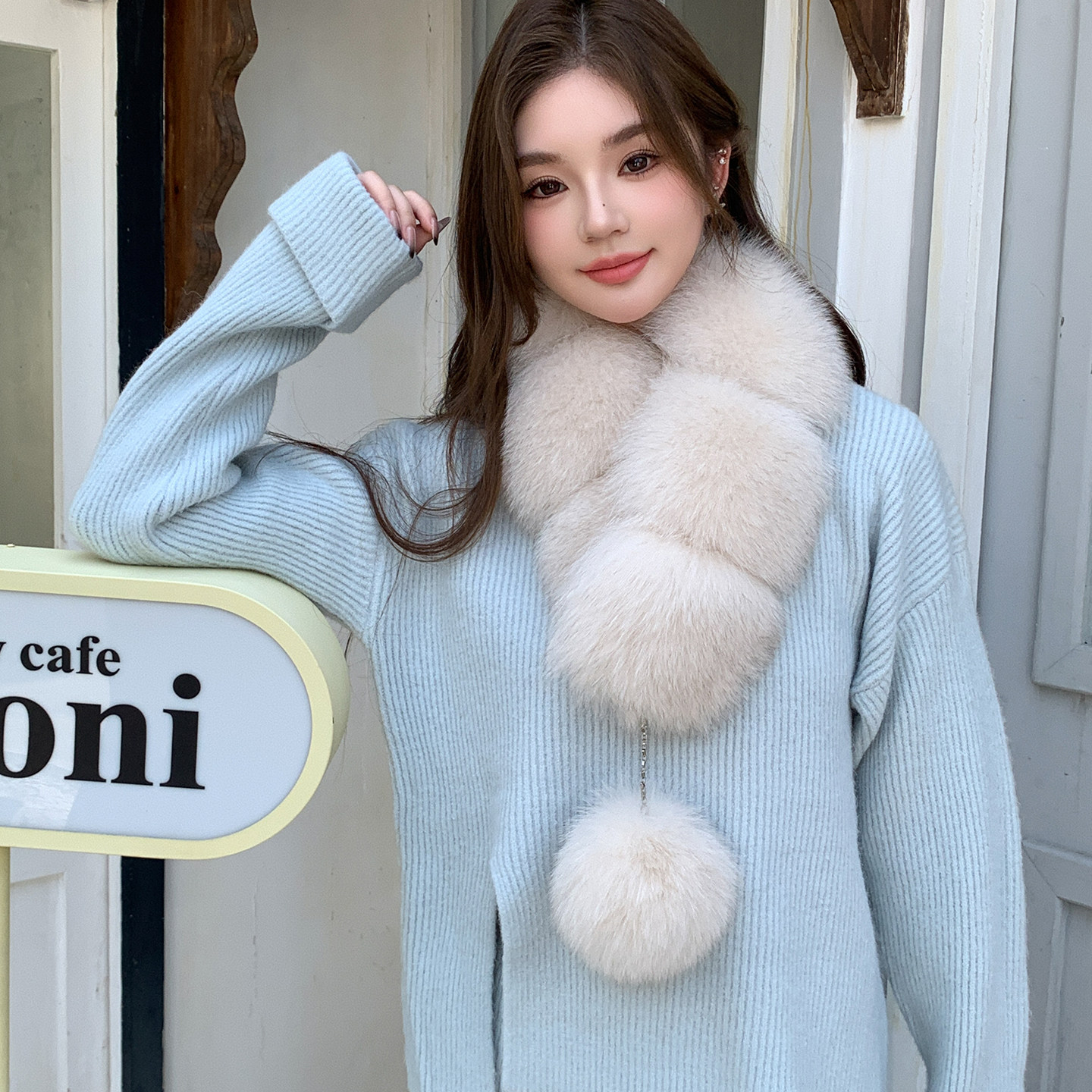 狐狸毛长款大毛球围巾 獭兔毛内里冬季保暖气质皮草围脖女吸扣款
