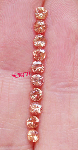 黄色蓝宝石裸石圆形2.9--3.0mm（10粒）透明度好火彩闪闪