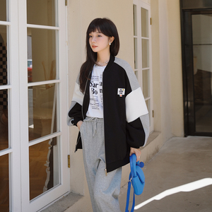 226-A162-P135   2022秋季新款宽松短外套女  控价188图片