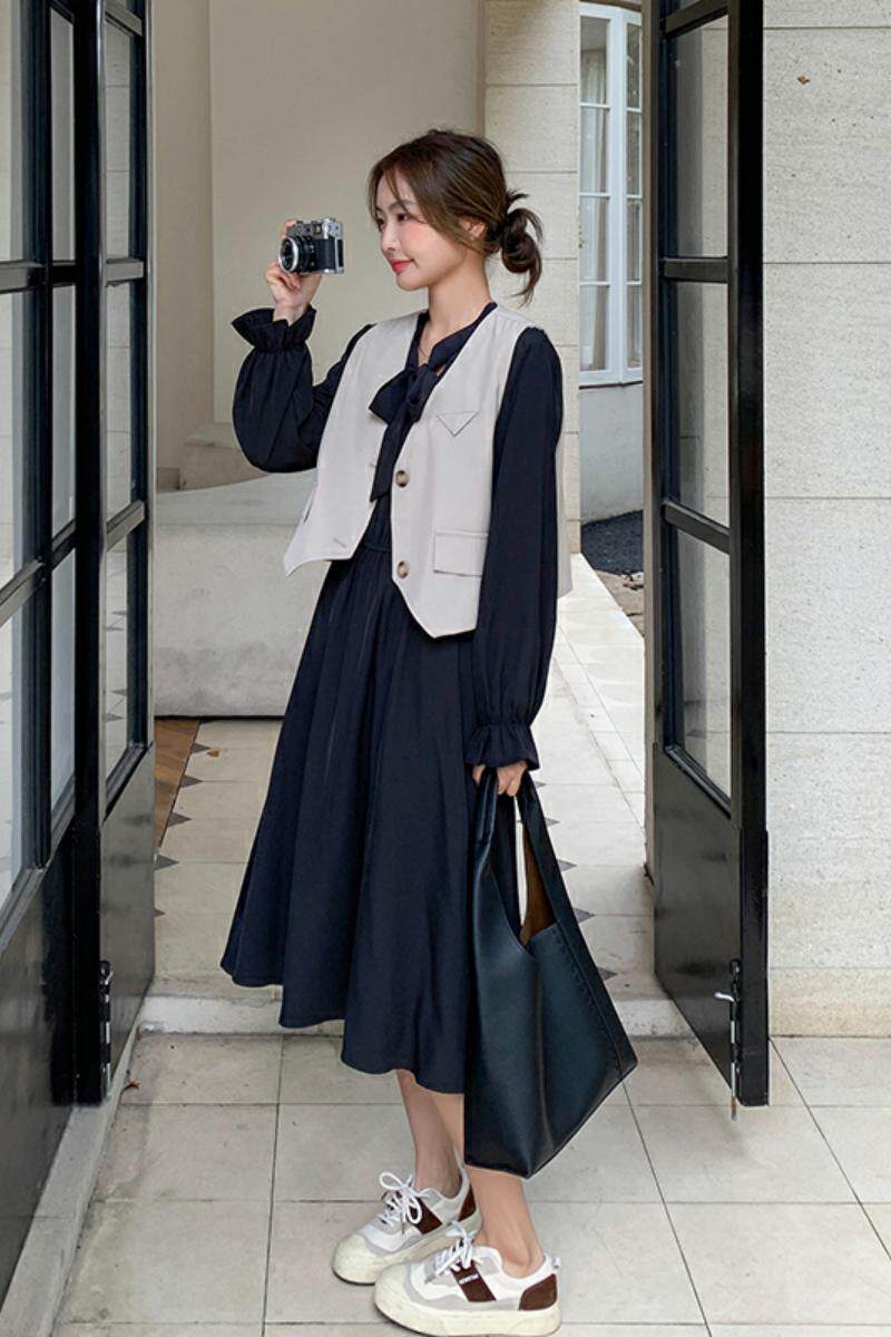 白色工装马甲半身裙套装女春秋2025新款简约设计感高级感两件套,女装连衣裙,惟卡贝娜