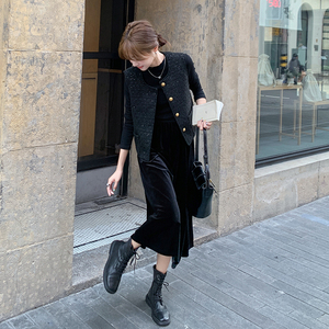 法式气质金丝绒连衣裙套装女2025春秋季新款显瘦小香风马夹两件套图片
