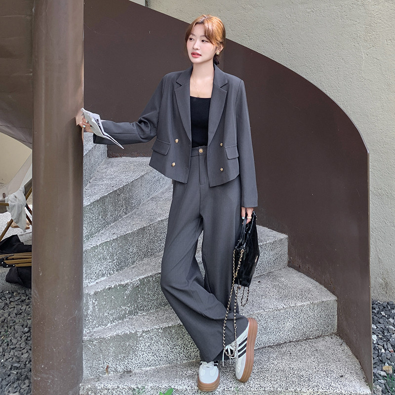 通勤穿搭灰色西装套装女初春秋2025超火好看高级感阔腿长裤两件套,女装套装/套裙,惟卡贝娜