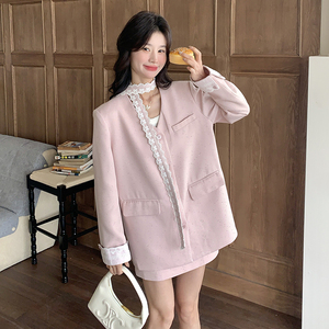 粉色高级感蕾丝拼接西服套装女2025春季新款小个子显瘦短裙两件套