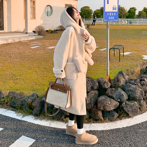 韩版连帽中长款羊羔毛大衣女2025年冬季新款显瘦加厚皮毛一体棉服图片