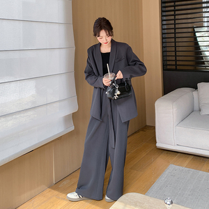 灰色上班通勤穿搭西装套装女2025新款初春高级感西服阔腿裤两件套图片