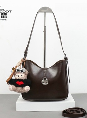 BANDICOOT袋鼠女包水桶包油蜡皮腋下包女2025新款百搭单肩斜挎包