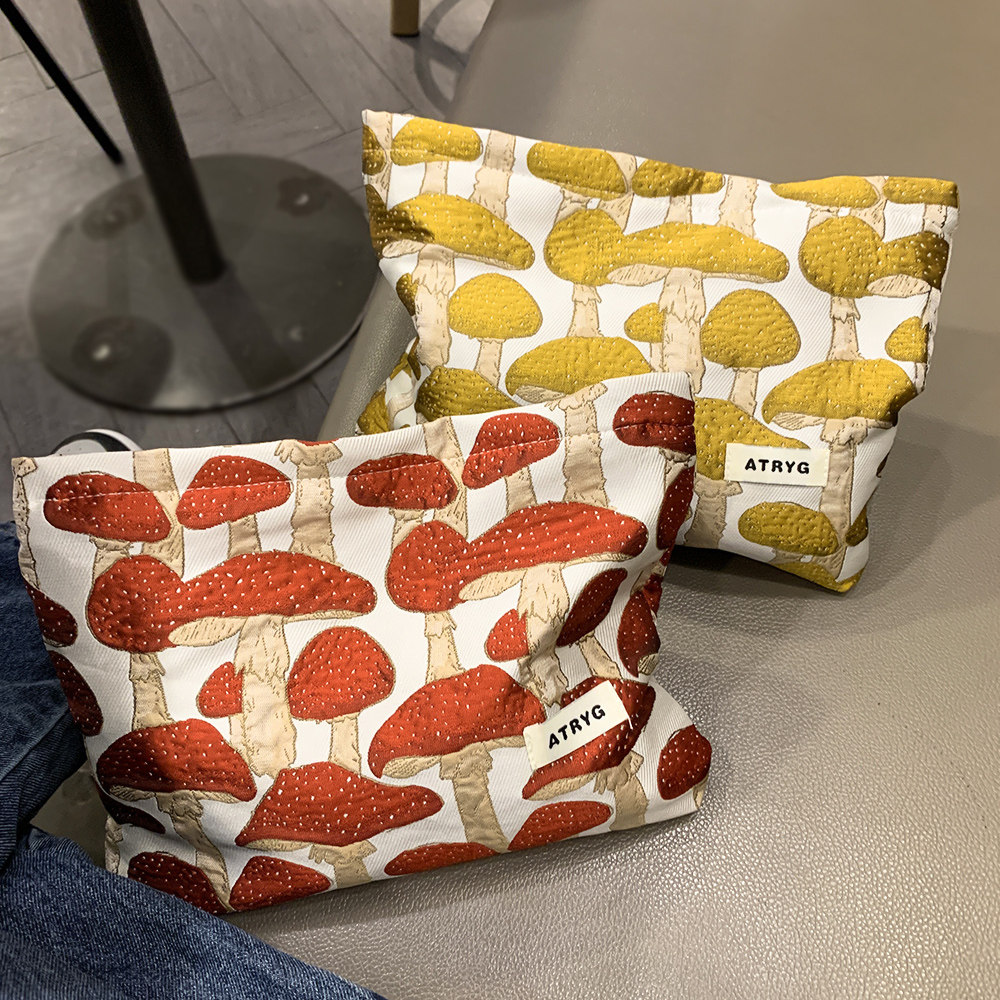 日系文艺高级感化妆包便携式护肤品收纳包手拿帆布包小方包内胆包