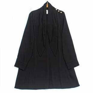 外贸单 黑色飘带领连衣裙 金扣装饰 宽松剪裁 复古又高级