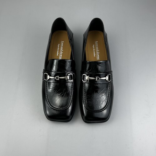 漆皮面方头低跟女鞋上班皮鞋